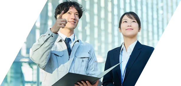 社員の方々が働いている写真