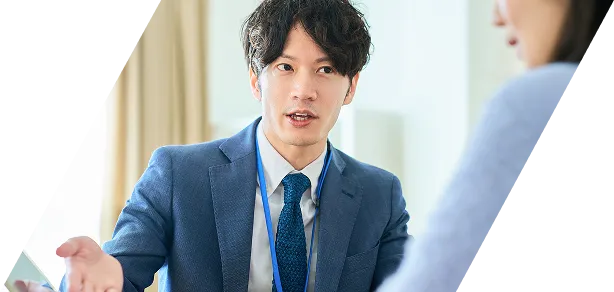 社員の方々が働いている写真
